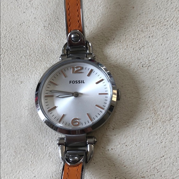 Fossil Watch - Picture 2 of 2
